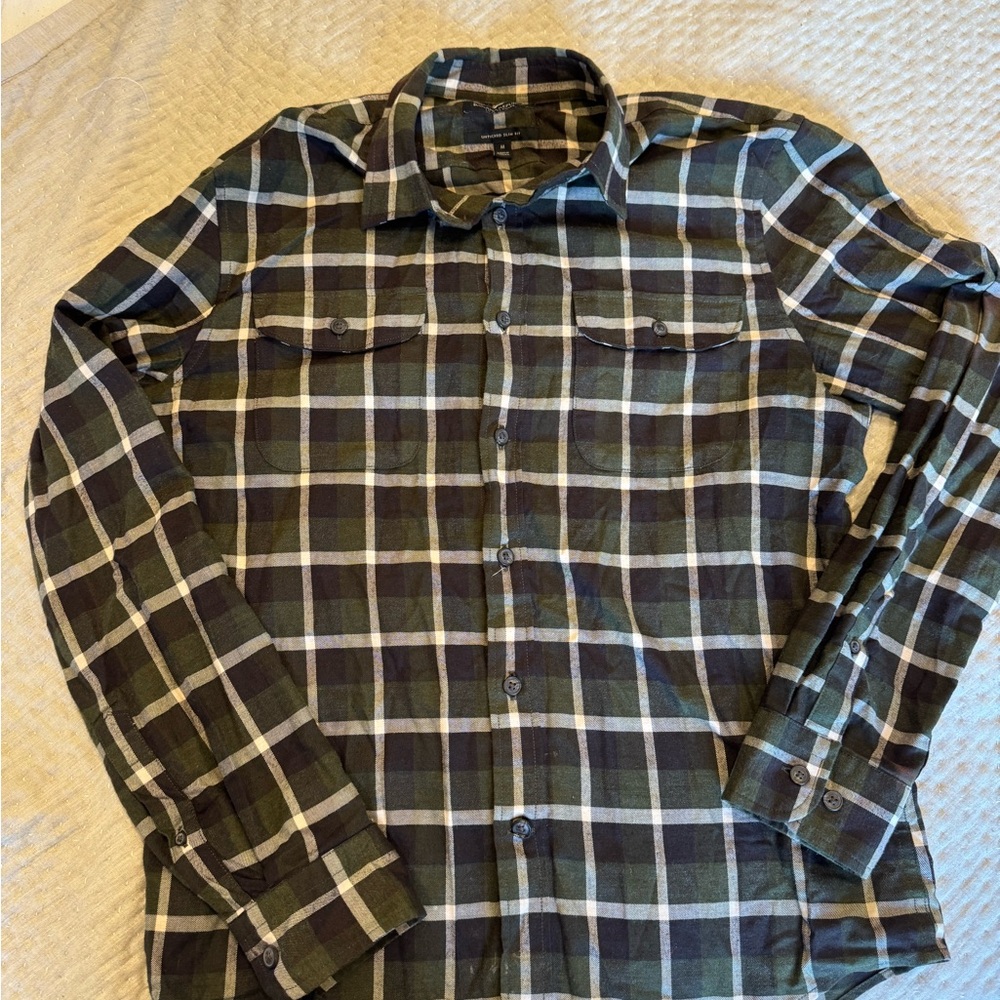 Banana Republic Dark Green Plaid Button Down Shirt